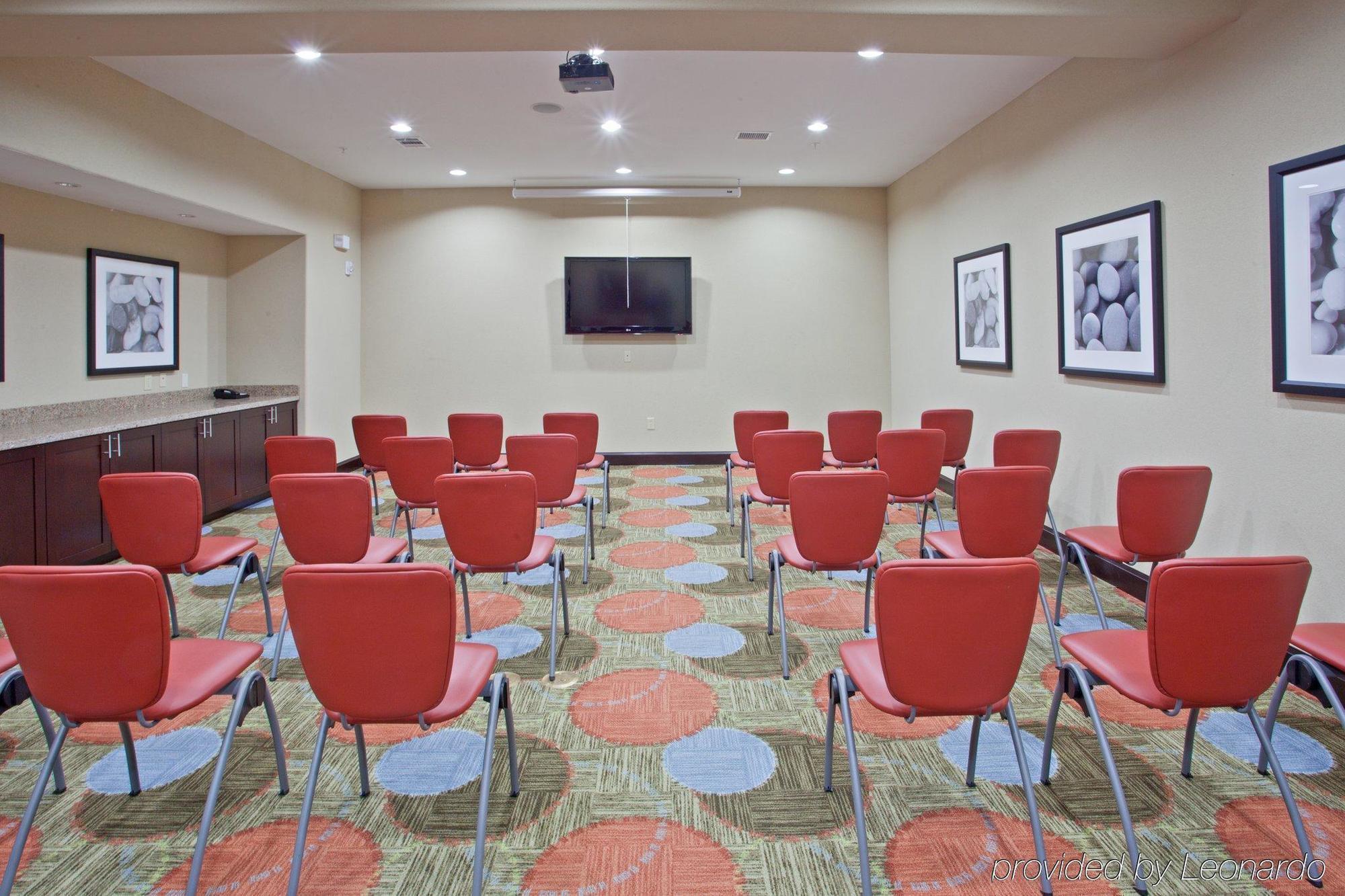 Staybridge Suites Houston Stafford - Sugar Land By Ihg Зручності фото